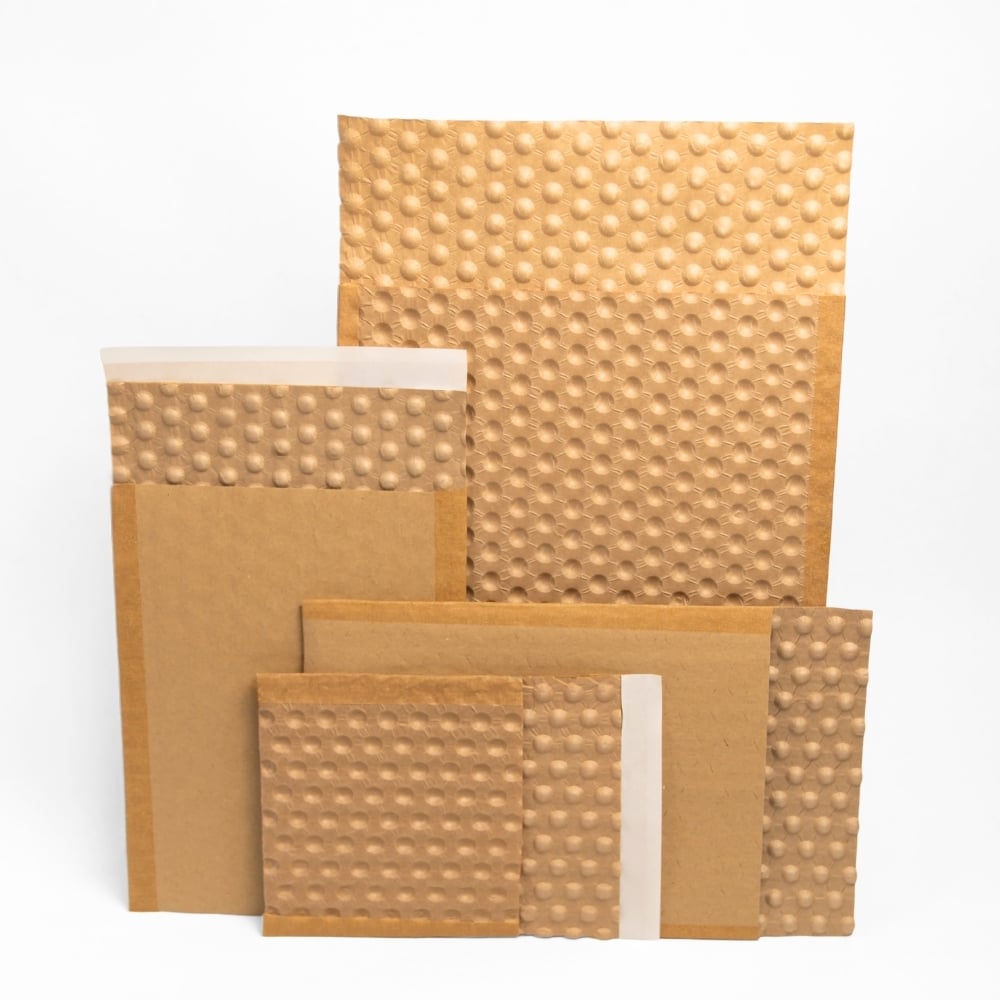 PapairBags - Mix aus verschiedenen Polsterbeutel, einlagig und zweilagig, selbstklebeband und Lasche.